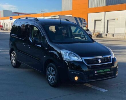 Чорний Пежо Partner, об'ємом двигуна 1.6 л та пробігом 249 тис. км за 8690 $, фото 2 на Automoto.ua