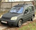 Черный Пежо Partner, объемом двигателя 0 л и пробегом 200 тыс. км за 1550 $, фото 1 на Automoto.ua