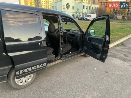 Черный Пежо Partner, объемом двигателя 2 л и пробегом 397 тыс. км за 3600 $, фото 1 на Automoto.ua