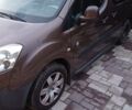 Коричневий Пежо Partner, об'ємом двигуна 1.6 л та пробігом 172 тис. км за 10300 $, фото 1 на Automoto.ua