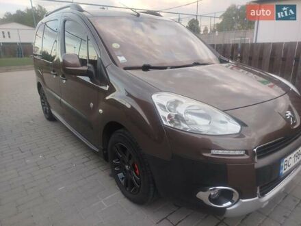 Пежо Partner 2013 в Львове на Automoto.ua Коричневый Пежо Partner, объемом двигателя 1.6 л и пробегом 205 тыс. км за 10150 $, фото 1 на Automoto.ua