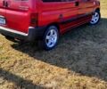 Красный Пежо Partner, объемом двигателя 2 л и пробегом 220 тыс. км за 3750 $, фото 2 на Automoto.ua