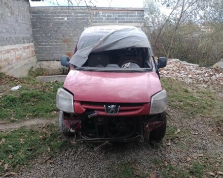 Червоний Пежо Partner, об'ємом двигуна 2 л та пробігом 490 тис. км за 1200 $, фото 8 на Automoto.ua