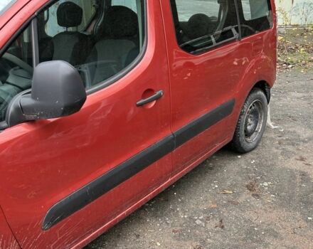 Червоний Пежо Partner, об'ємом двигуна 1.6 л та пробігом 300 тис. км за 3150 $, фото 7 на Automoto.ua