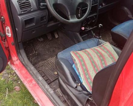 Червоний Пежо Partner, об'ємом двигуна 2 л та пробігом 394 тис. км за 2000 $, фото 5 на Automoto.ua