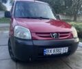 Красный Пежо Partner, объемом двигателя 1.9 л и пробегом 500 тыс. км за 4500 $, фото 1 на Automoto.ua