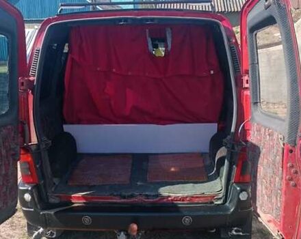 Красный Пежо Partner, объемом двигателя 1.87 л и пробегом 320 тыс. км за 3200 $, фото 11 на Automoto.ua