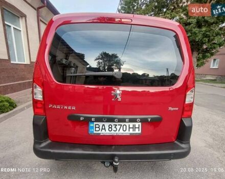 Червоний Пежо Partner, об'ємом двигуна 1.6 л та пробігом 226 тис. км за 6850 $, фото 6 на Automoto.ua