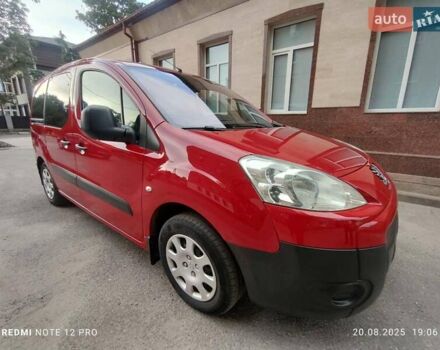 Червоний Пежо Partner, об'ємом двигуна 1.6 л та пробігом 226 тис. км за 6850 $, фото 4 на Automoto.ua