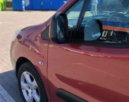 Красный Пежо Partner, объемом двигателя 1.6 л и пробегом 218 тыс. км за 7900 $, фото 8 на Automoto.ua