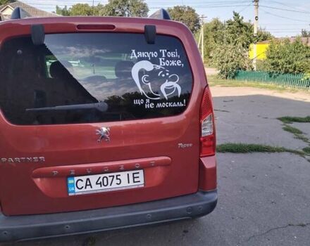 Красный Пежо Partner, объемом двигателя 1.6 л и пробегом 218 тыс. км за 7900 $, фото 5 на Automoto.ua