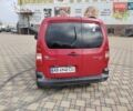 Красный Пежо Partner, объемом двигателя 1.6 л и пробегом 270 тыс. км за 5800 $, фото 5 на Automoto.ua