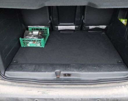 Красный Пежо Partner, объемом двигателя 1.6 л и пробегом 218 тыс. км за 7900 $, фото 17 на Automoto.ua