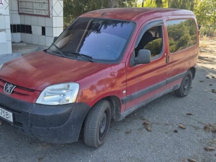 Червоний Пежо Partner, об'ємом двигуна 1.9 л та пробігом 240 тис. км за 2400 $, фото 1 на Automoto.ua