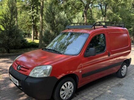 Красный Пежо Partner, объемом двигателя 2 л и пробегом 1 тыс. км за 3500 $, фото 1 на Automoto.ua