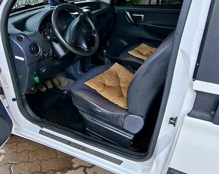 Пежо Partner, объемом двигателя 1.9 л и пробегом 292 тыс. км за 3799 $, фото 3 на Automoto.ua