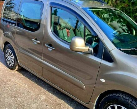 Пежо Partner, объемом двигателя 1.6 л и пробегом 300 тыс. км за 9500 $, фото 1 на Automoto.ua