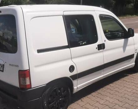 Пежо Partner, объемом двигателя 1.6 л и пробегом 300 тыс. км за 3200 $, фото 4 на Automoto.ua