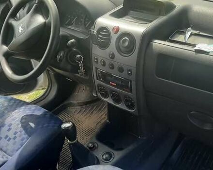 Пежо Partner, объемом двигателя 1.6 л и пробегом 300 тыс. км за 3200 $, фото 16 на Automoto.ua