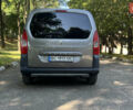 Пежо Partner, объемом двигателя 1.6 л и пробегом 287 тыс. км за 6950 $, фото 3 на Automoto.ua