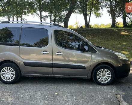 Пежо Partner, объемом двигателя 1.6 л и пробегом 287 тыс. км за 6950 $, фото 1 на Automoto.ua
