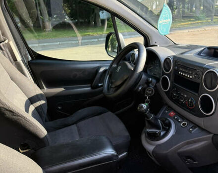 Пежо Partner, объемом двигателя 1.6 л и пробегом 249 тыс. км за 6350 $, фото 13 на Automoto.ua