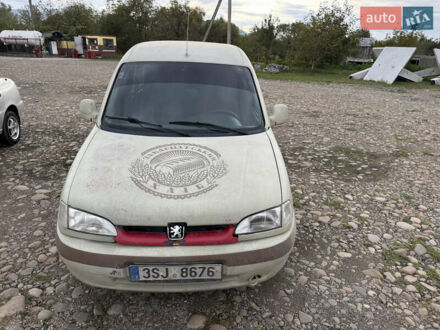 Пежо Partner 2001 у Тячеве на Automoto.ua Пежо Partner, об'ємом двигуна 1.4 л та пробігом 170 тис. км за 1150 $, фото 1 на Automoto.ua