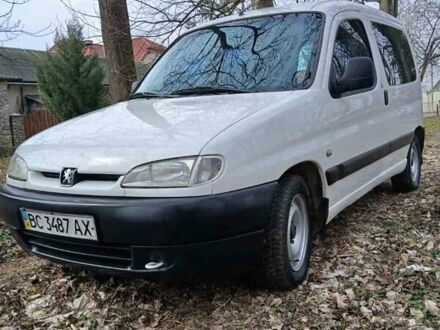 Пежо Partner 2002 у Тернополі на Automoto.ua Пежо Partner, об'ємом двигуна 1.9 л та пробігом 258 тис. км за 2250 $, фото 1 на Automoto.ua