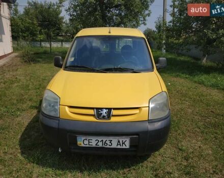 Желтый Пежо Partner, объемом двигателя 2 л и пробегом 206 тыс. км за 2500 $, фото 3 на Automoto.ua