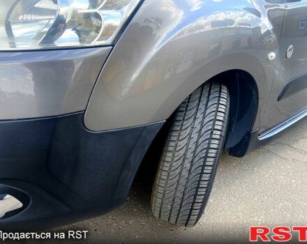 Серый Пежо Partner, объемом двигателя 1.6 л и пробегом 261 тыс. км за 7500 $, фото 6 на Automoto.ua