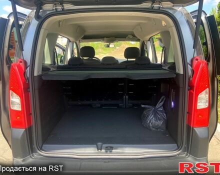 Серый Пежо Partner, объемом двигателя 1.6 л и пробегом 261 тыс. км за 7500 $, фото 9 на Automoto.ua