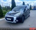 Серый Пежо Partner, объемом двигателя 1.6 л и пробегом 261 тыс. км за 7500 $, фото 1 на Automoto.ua