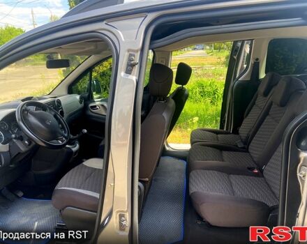 Серый Пежо Partner, объемом двигателя 1.6 л и пробегом 261 тыс. км за 7500 $, фото 8 на Automoto.ua