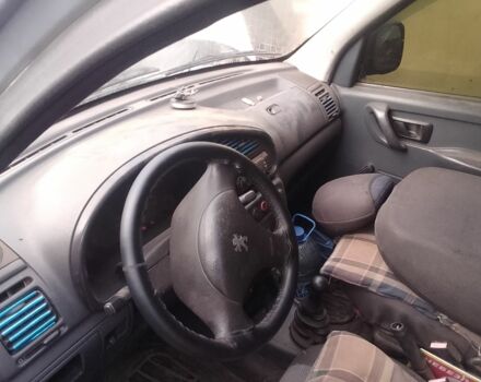 Сірий Пежо Partner, об'ємом двигуна 2 л та пробігом 1000 тис. км за 1700 $, фото 4 на Automoto.ua