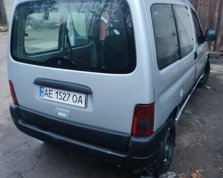 Серый Пежо Partner, объемом двигателя 0 л и пробегом 90 тыс. км за 3200 $, фото 3 на Automoto.ua