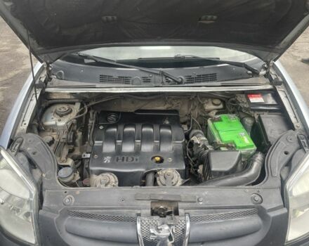 Серый Пежо Partner, объемом двигателя 2 л и пробегом 280 тыс. км за 3700 $, фото 1 на Automoto.ua