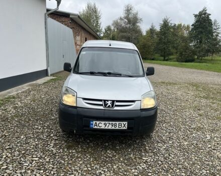 Серый Пежо Partner, объемом двигателя 1.9 л и пробегом 265 тыс. км за 2350 $, фото 1 на Automoto.ua