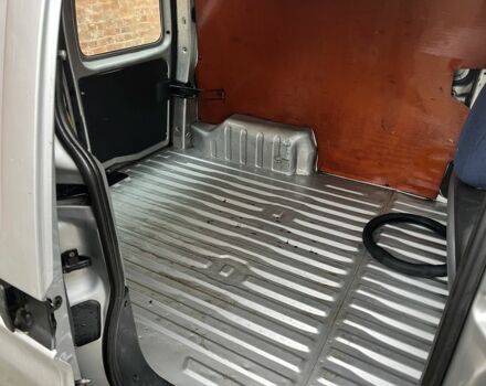 Серый Пежо Partner, объемом двигателя 1.9 л и пробегом 265 тыс. км за 2350 $, фото 6 на Automoto.ua