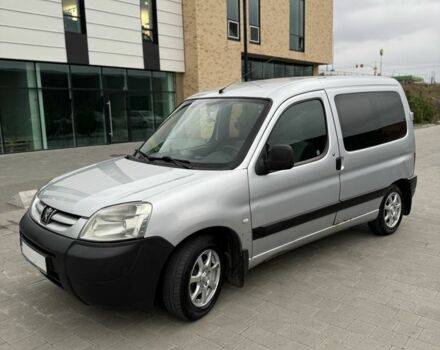 Сірий Пежо Partner, об'ємом двигуна 1.4 л та пробігом 205 тис. км за 3500 $, фото 5 на Automoto.ua