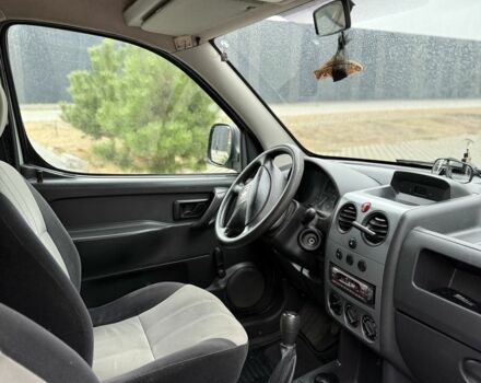 Сірий Пежо Partner, об'ємом двигуна 1.4 л та пробігом 205 тис. км за 3500 $, фото 6 на Automoto.ua