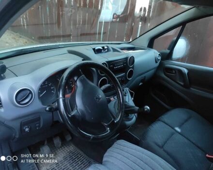 Сірий Пежо Partner, об'ємом двигуна 1.6 л та пробігом 310 тис. км за 4998 $, фото 6 на Automoto.ua