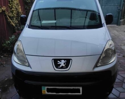 Сірий Пежо Partner, об'ємом двигуна 1.6 л та пробігом 310 тис. км за 4998 $, фото 1 на Automoto.ua