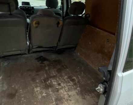 Серый Пежо Partner, объемом двигателя 1.6 л и пробегом 430 тыс. км за 4700 $, фото 6 на Automoto.ua