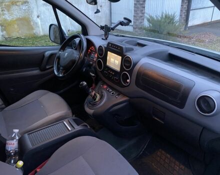 Сірий Пежо Partner, об'ємом двигуна 1.6 л та пробігом 302 тис. км за 8000 $, фото 5 на Automoto.ua