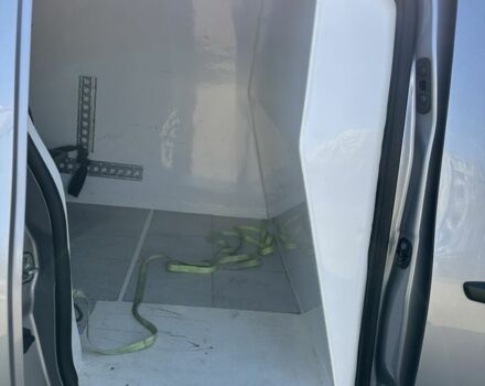 Серый Пежо Partner, объемом двигателя 1.5 л и пробегом 236 тыс. км за 11000 $, фото 6 на Automoto.ua