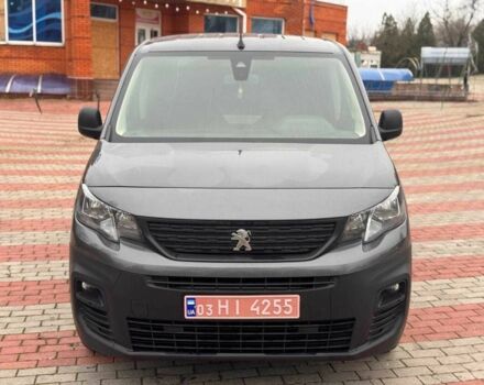 Серый Пежо Partner, объемом двигателя 1.5 л и пробегом 198 тыс. км за 13350 $, фото 1 на Automoto.ua