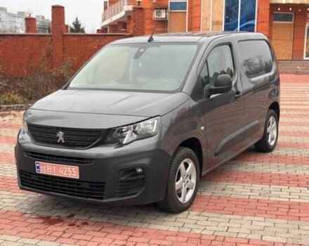 Серый Пежо Partner, объемом двигателя 1.5 л и пробегом 198 тыс. км за 13350 $, фото 2 на Automoto.ua