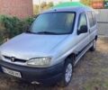 Серый Пежо Partner, объемом двигателя 1.9 л и пробегом 327 тыс. км за 4250 $, фото 1 на Automoto.ua