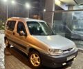 Серый Пежо Partner, объемом двигателя 1.9 л и пробегом 400 тыс. км за 1600 $, фото 1 на Automoto.ua