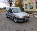 Серый Пежо Partner, объемом двигателя 2 л и пробегом 400 тыс. км за 1750 $, фото 1 на Automoto.ua
